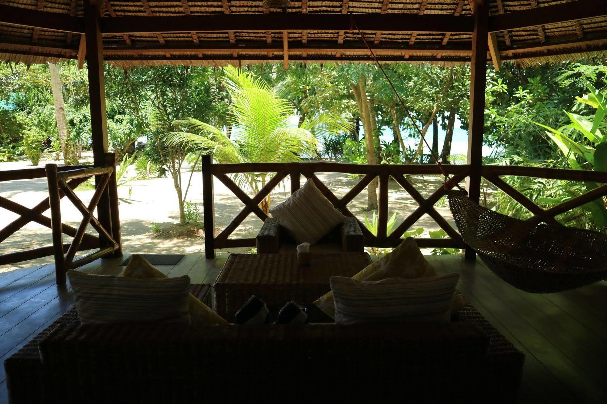 El Nido Mahogany Beach מראה חיצוני תמונה